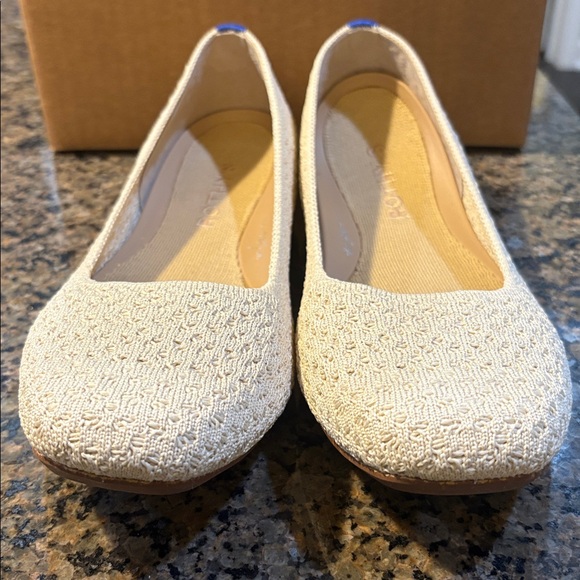 Rothy’s The Max Square Size 7 Powder Crochet Flats - Picture 7 of 8